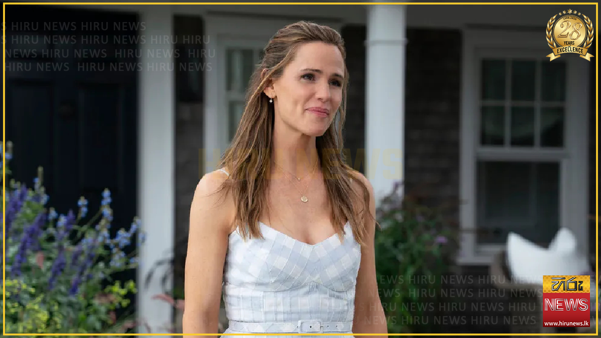 ‘The Five-Star Weekend’ puts friendship before mystery
