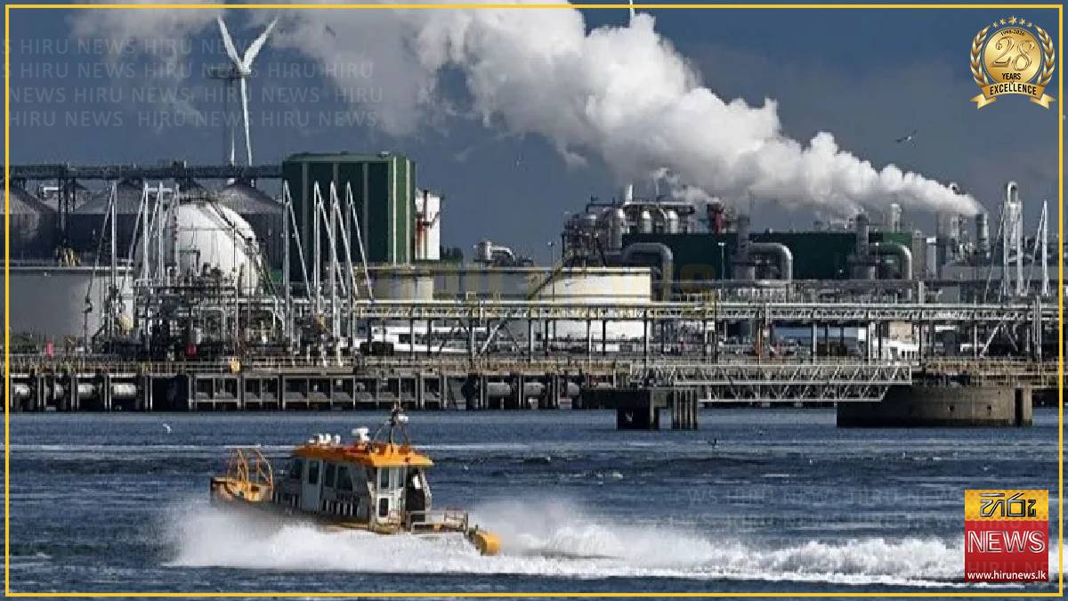 Pressure builds on Europe's biggest port to be greener