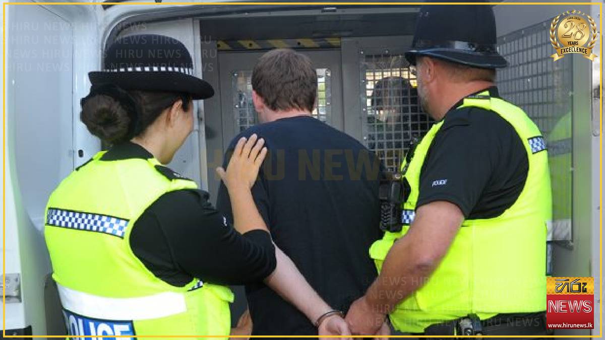 UK police arrest 12 after 'extreme right-wing' threat at Islamic event