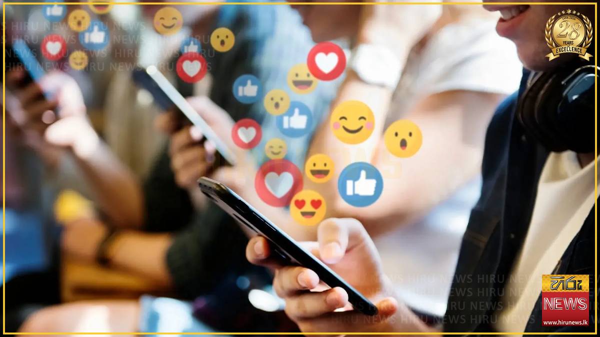 UK teens could face midnight social media curfew