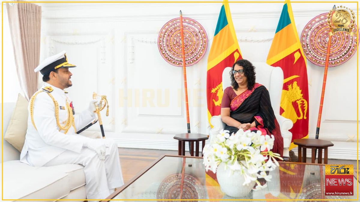 අභිනව නාවික හමුදාපති, අග්‍රාමාත්‍යවරිය හමුවෙයි