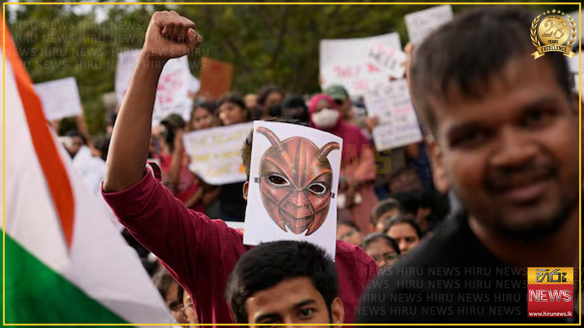 ඉන්දියාවේ කැරපොතු විරෝධතා නිම නොවේ : සාකච්ඡා තවමත් අසාර්ථකයි