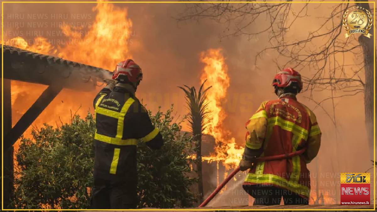 More than 300,000 flee wildfires in France and Spain