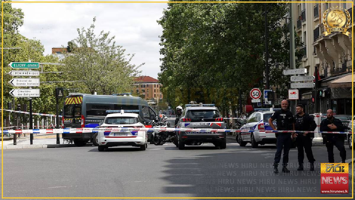Man arrested after knife attack on three women in Paris