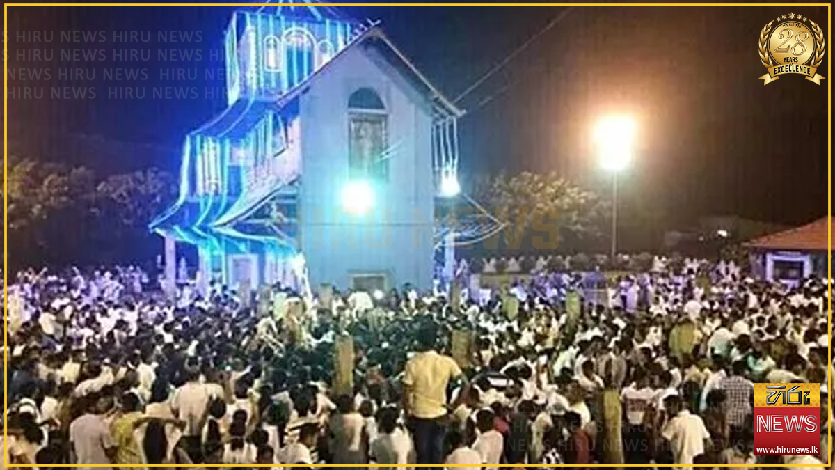 ආරක්ෂක රැකවල් මැද දෙවිනුවර පෙරහර ඇරඹේ