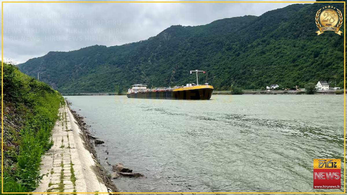 Rhine water level close to record lows, cargo vessels keep sailing
