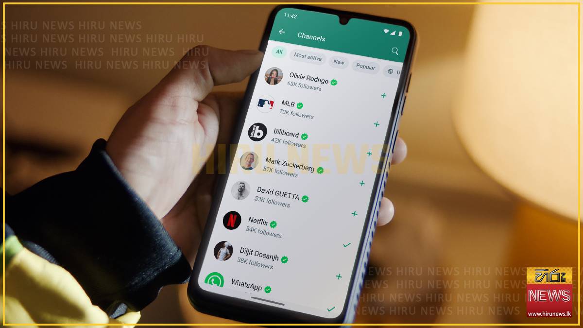 WhatsApp is testing a new folder for messages from large businesses