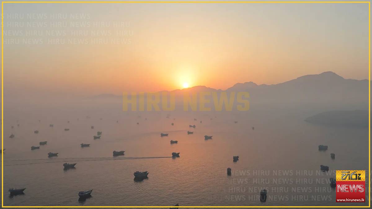 Iranian lawmakers waiting for 'final approval' for Hormuz deal with Oman, state media says