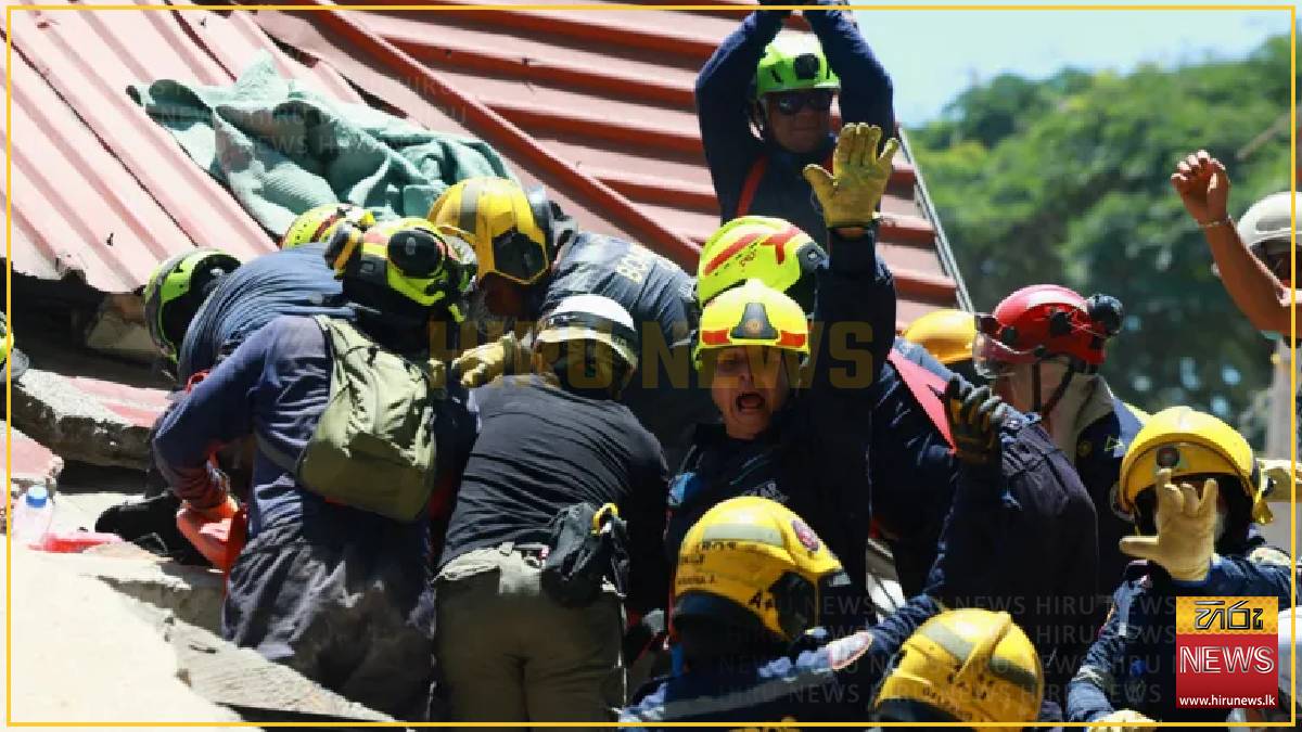Rescuers scramble for survivors with 180 dead in Colombia earthquake