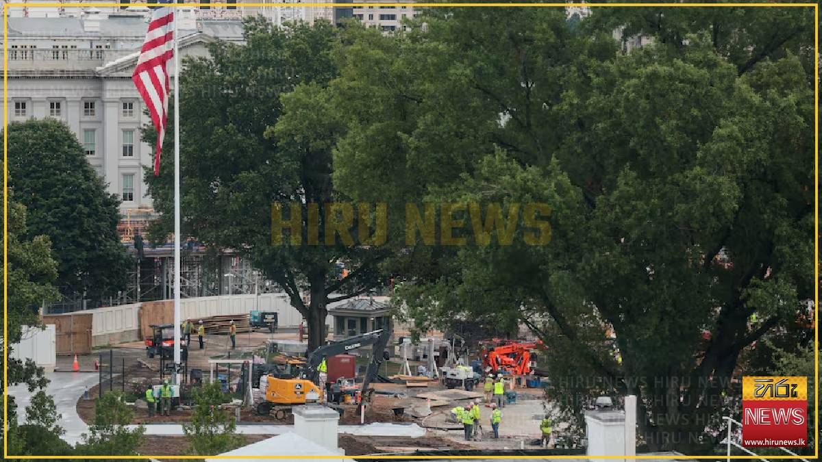 Trump administration set to spend at least $900 million on White House construction, WaPo reports