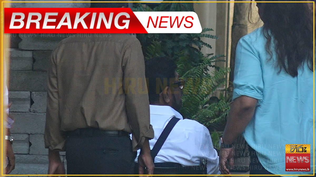 හිටපු අමාත්‍ය කෙහෙළිය රඹුක්වැල්ල අල්ලස් කොමිසමේ අත්අඩංගුවට