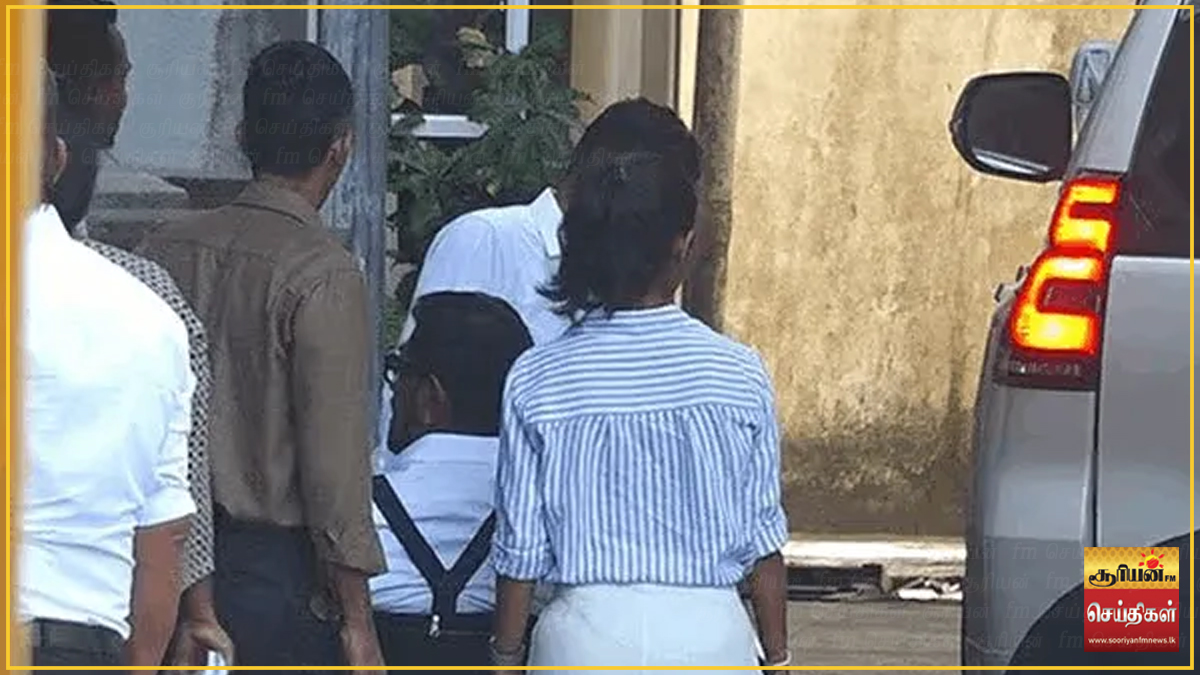 இருவேறு வழக்குகளில் கெஹெலிய ரம்புக்வெல்லவுக்குப் பிணை!