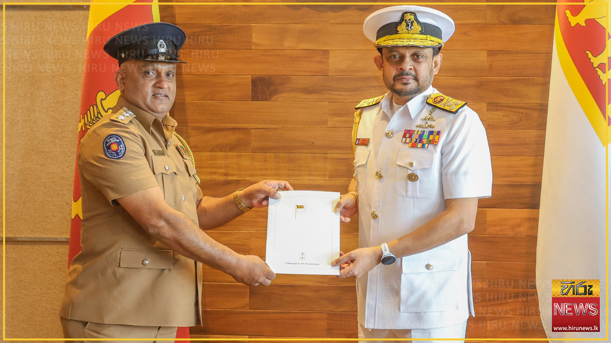 අඟුලාන අනතුරේ නාවික‍යින් 11 බේරාගත් පොලිස් නිලධාරීන්ට නාවික හමුදාවෙන් ඇගයීම්
