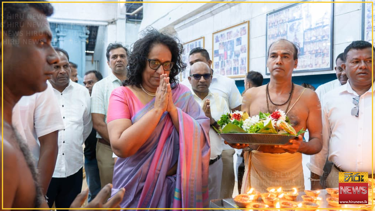 අගමැතිනිය හලාවත මුන්නේශ්වරම් ශිවන් කෝවිලේ ආශිර්වාද පූජාවට එක්වෙයි