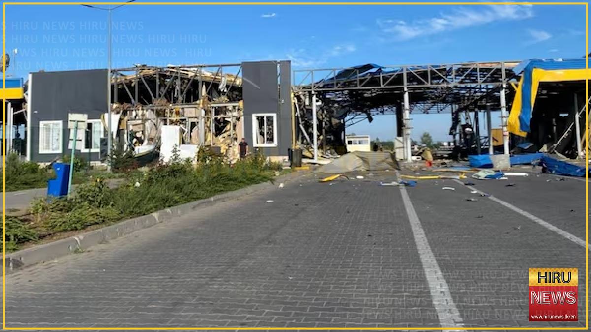 Eight injured as Russian strikes hit Odesa