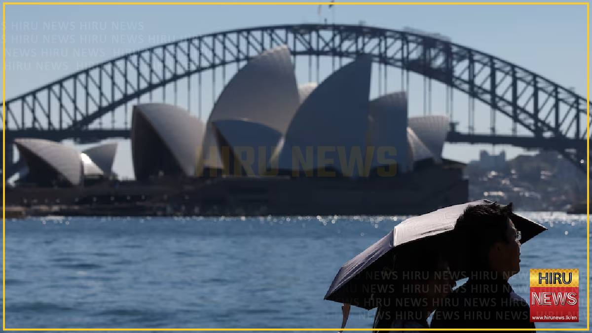 Sydney hit by spring heat as bushfire risk soars