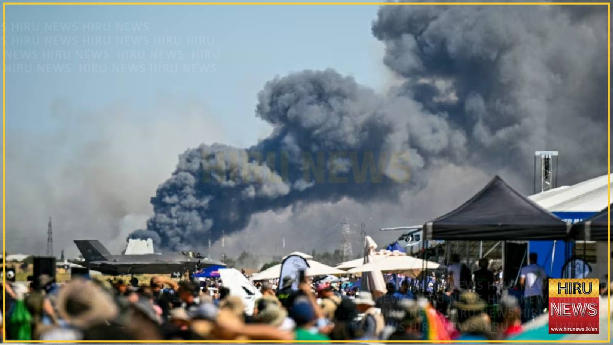 Greek F-4 crashes during an air show near Athens