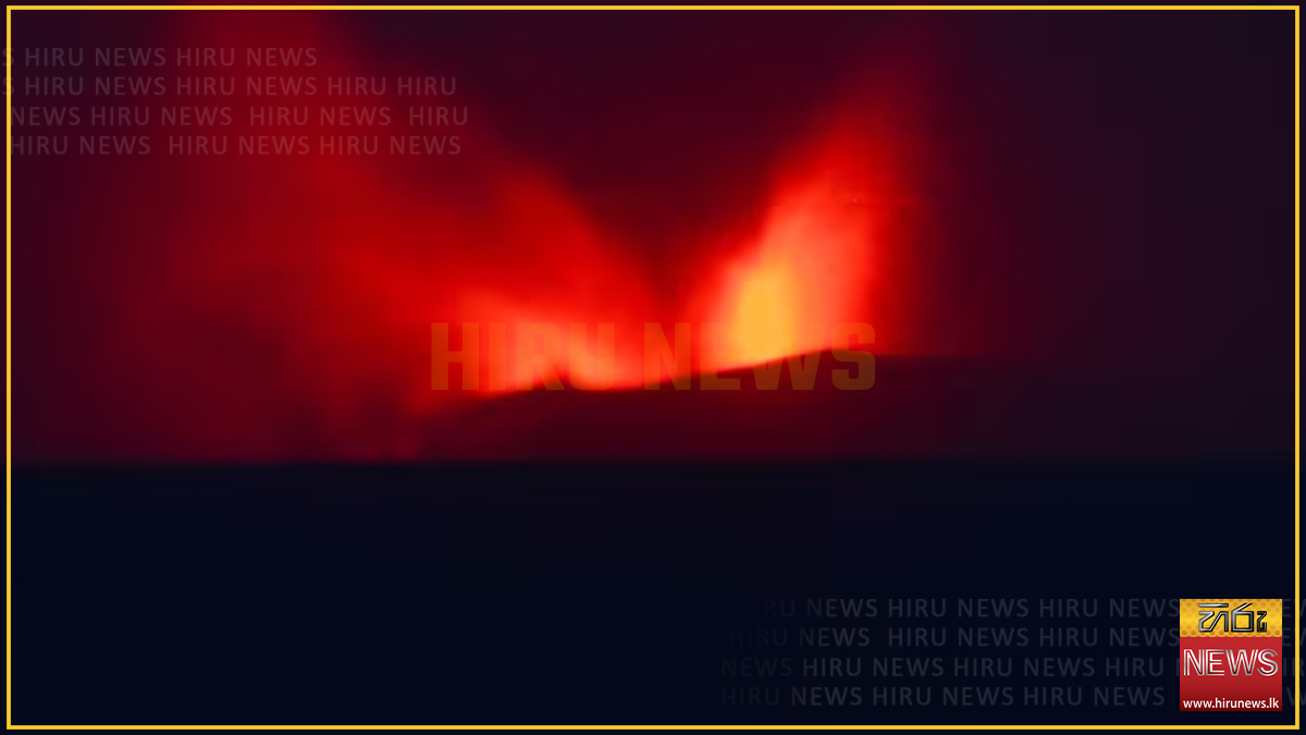 'අනක් ක්‍රකටෝවා' ගිනි කඳු විදාරණයෙන් ඉන්දුනීසියාවේ ප්‍රධාන ගුවන්තොටුපොළේ මෙහෙයුම් හදිසියේ අත්හිටුවයි