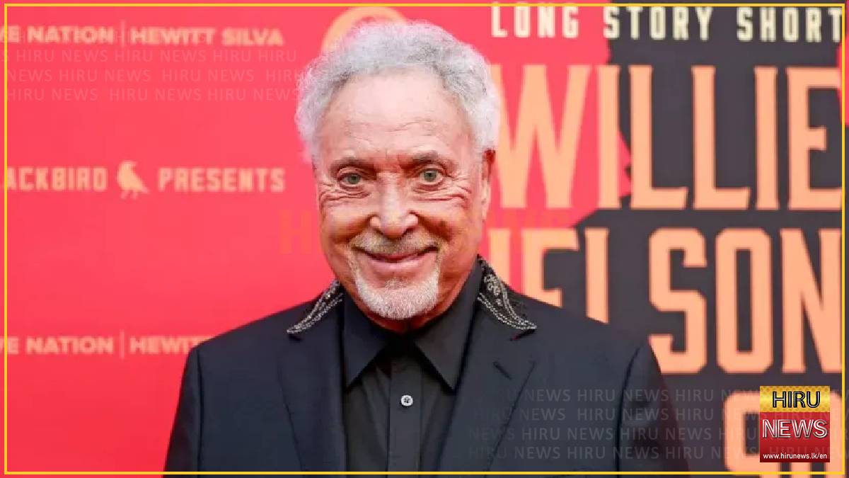 Tom Jones Says ITV Fired Him From ‘The Voice UK’ Over Insurance Costs