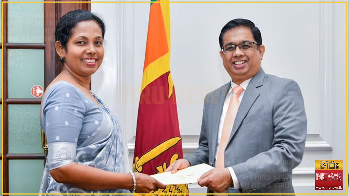 විද්‍යා හා තාක්ෂණ අමාත්‍යාංශයේ නව ලේකම් ආචාර්ය රෝෂණී දිසානායක