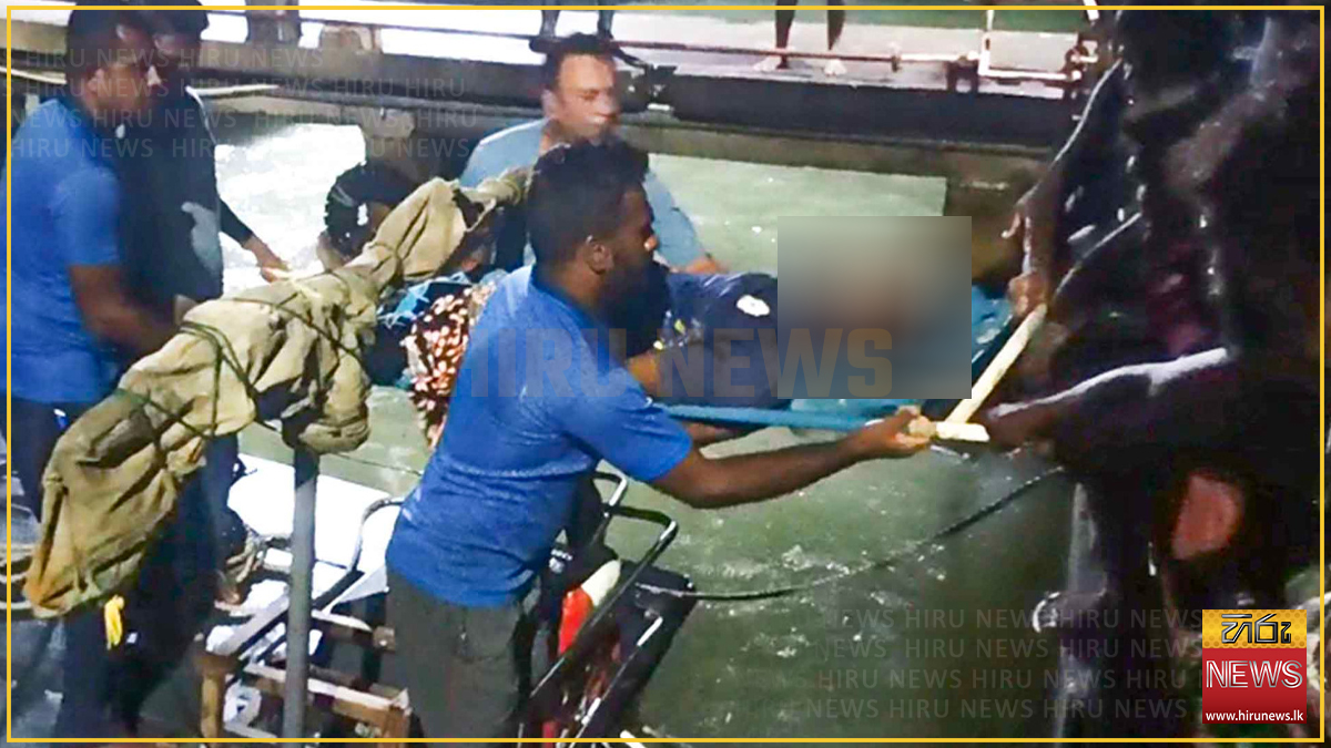 කොළඹ වරාය ආසන්නයේදී මුහුදට වැටුණු නාවික නියමුවෙකු නාවික හමුදාව විසින් මුදා ගනී
