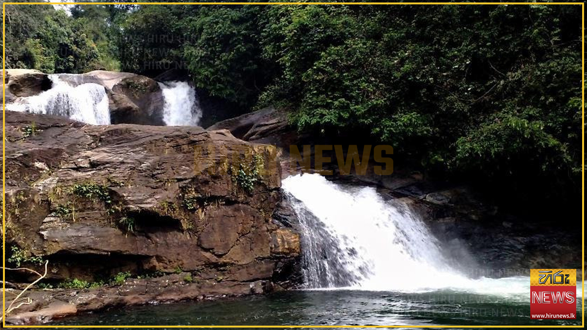 කිතුල්ගල මන්නකැටි ඇල්ලේ නෑමට ගිය තරුණයෙකු මියයයි - තවත් අයෙකු අතුරුදන්