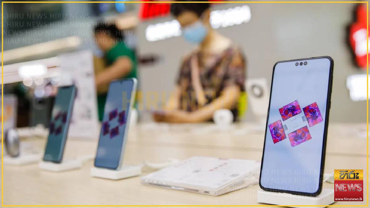 Huawei unveils Mate 90 phones, leans on homegrown chip design to offset ...