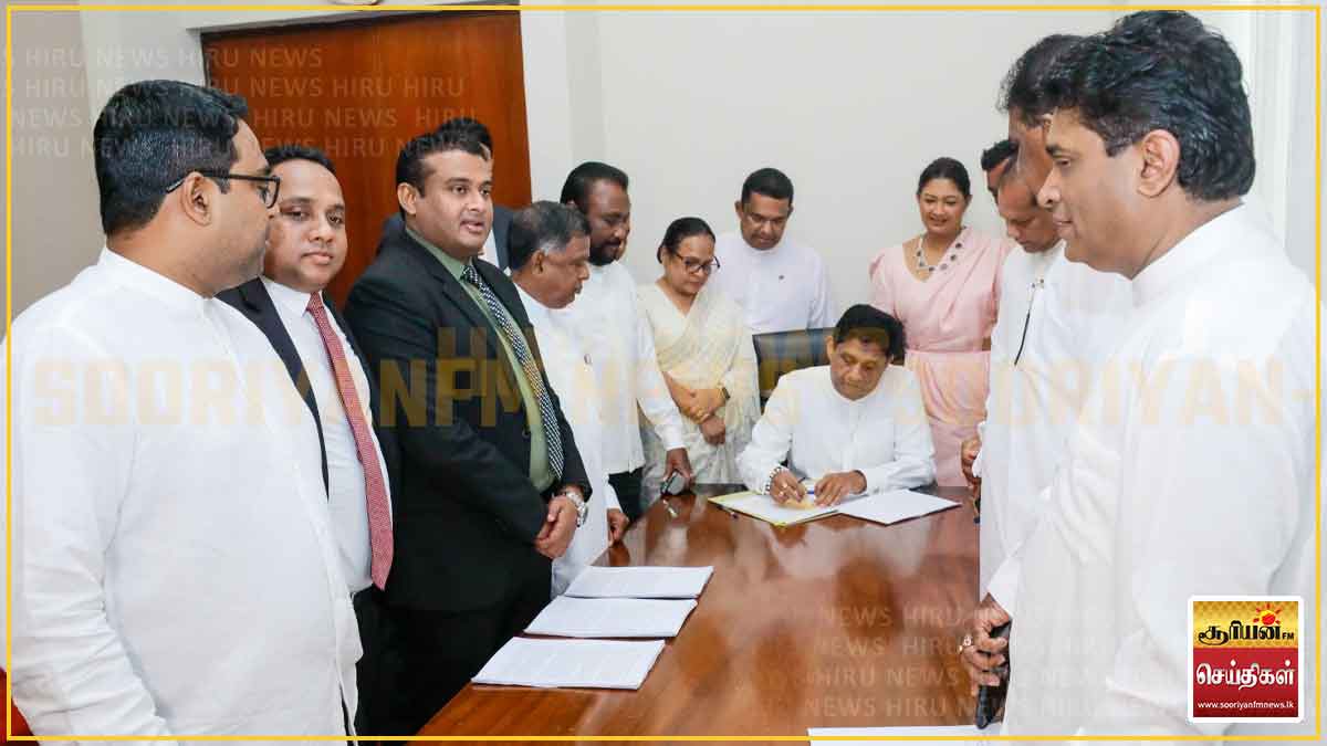 சபாநாயகருக்கு எதிராக நம்பிக்கையில்லா பிரேரணை – எதிர்க்கட்சியினர் கையெழுத்து