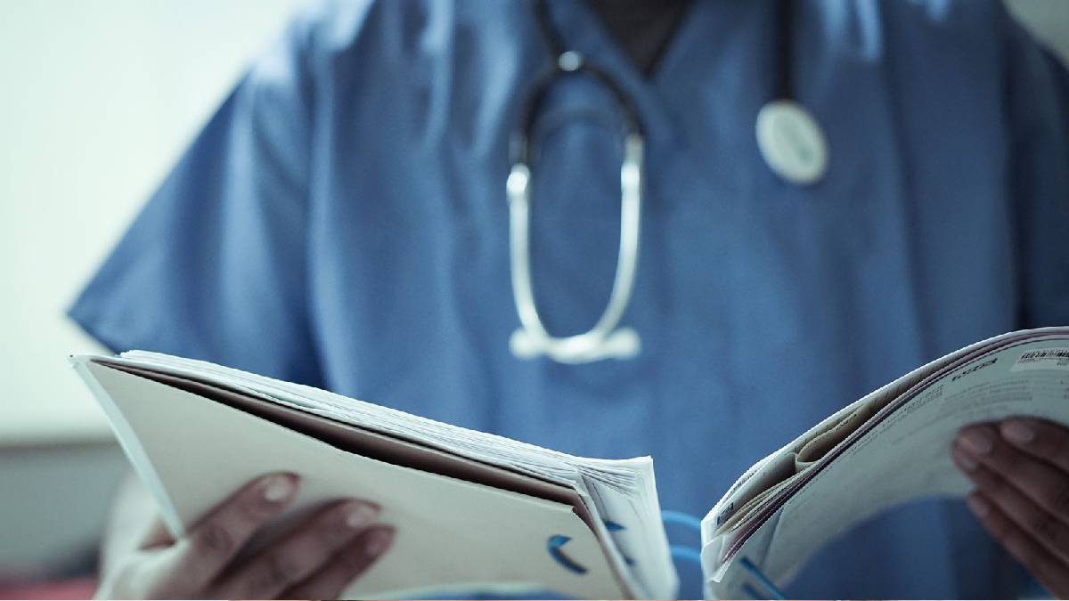 Trans people should use hospital spaces according to biological sex, NHS England says