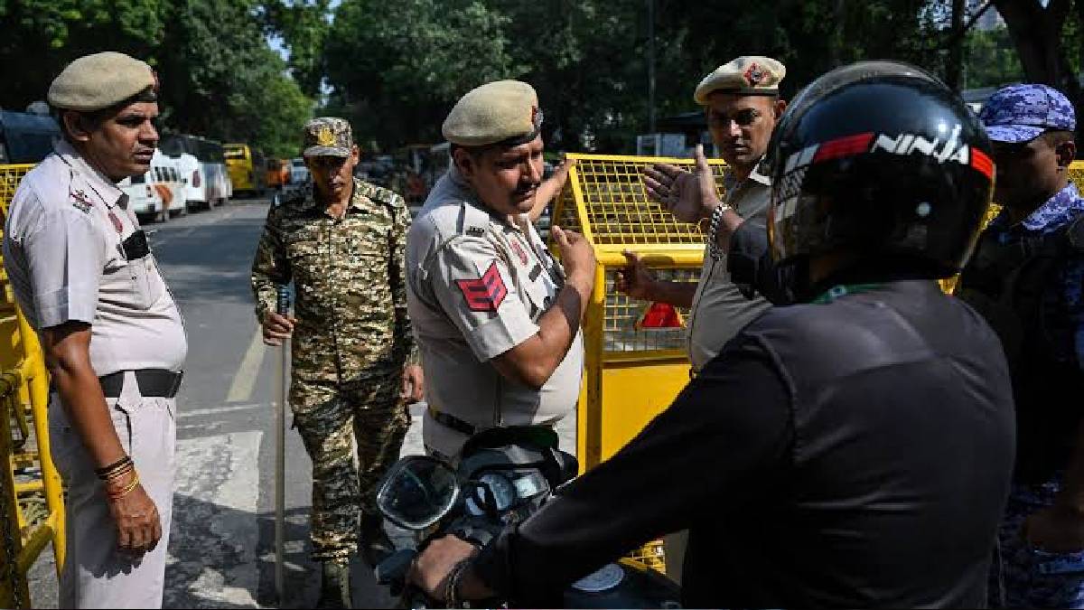 India's 'cockroach' protesters set to return despite police crackdown