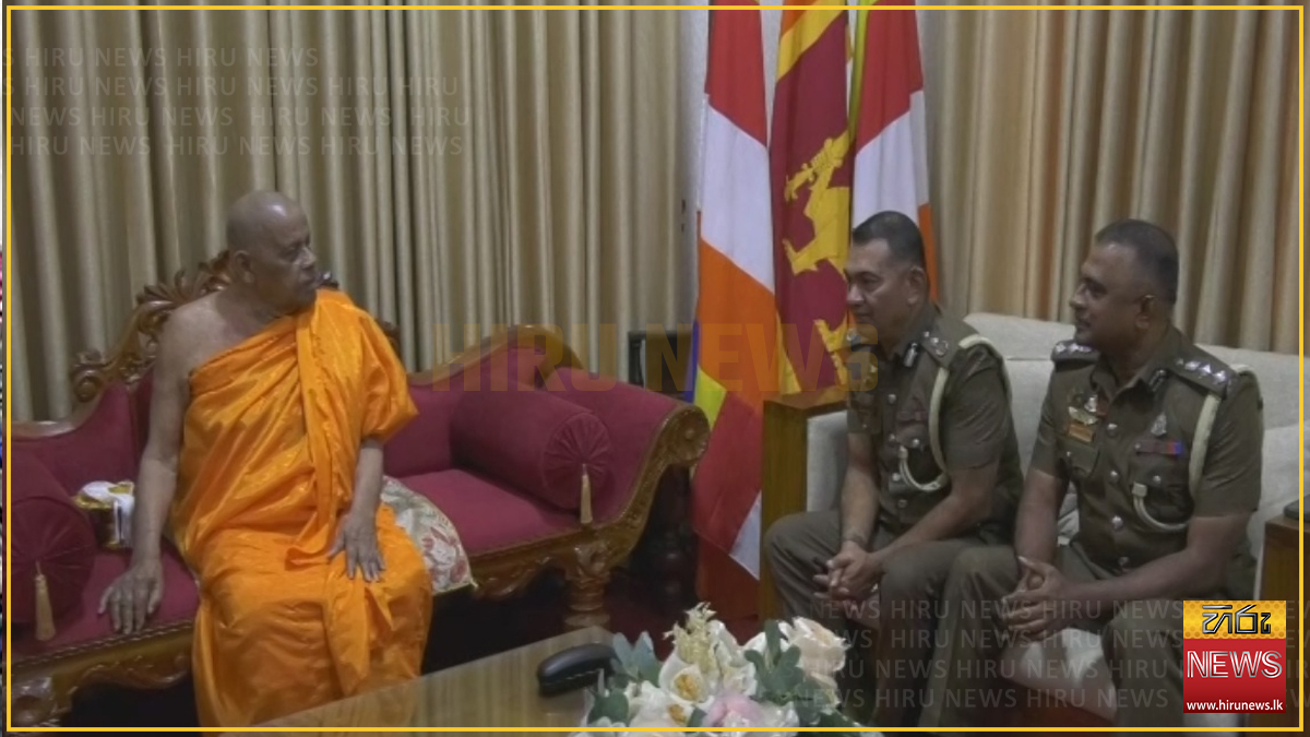 ඥානසාර හිමියන්ට නිදහස ලබාදෙන්නැයි අස්ගිරි මහ නාහිමියන් බන්ධනාගාර කොමසාරිස්ට කියයි