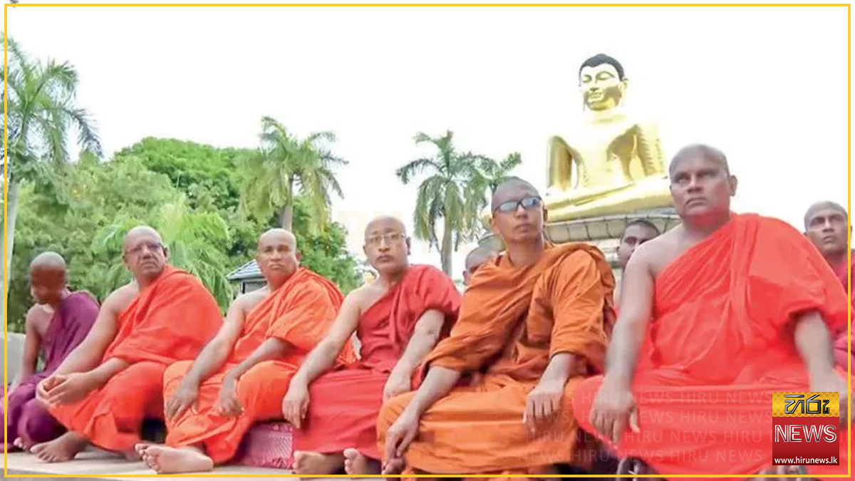 Torchlight ritual held demanding release of Gnanasara Thera
