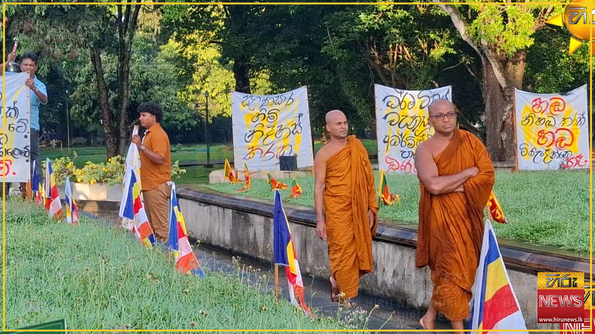 Protest demanding release of Gnanasara Thera enters eighth day
