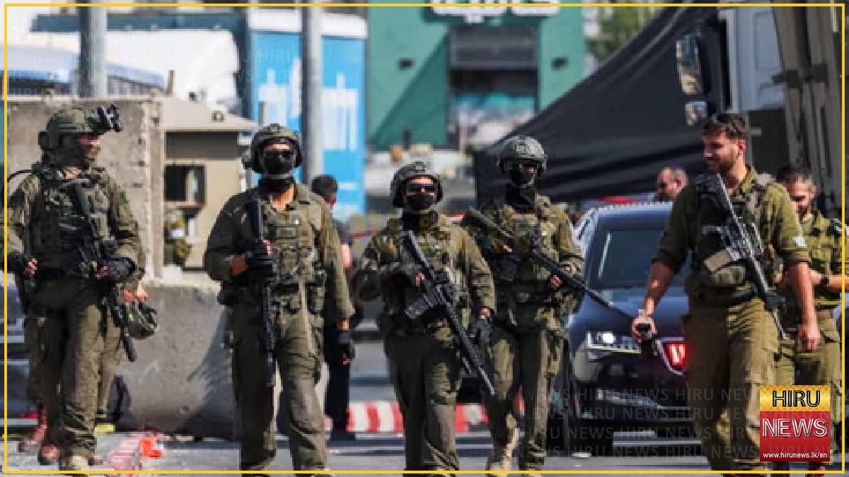 Israel launches collective punishment campaign in Hebron after two soldiers killed