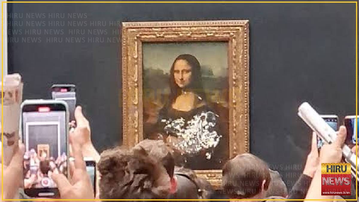 Mona Lisa off limits as Paris shuts museums over protest fears