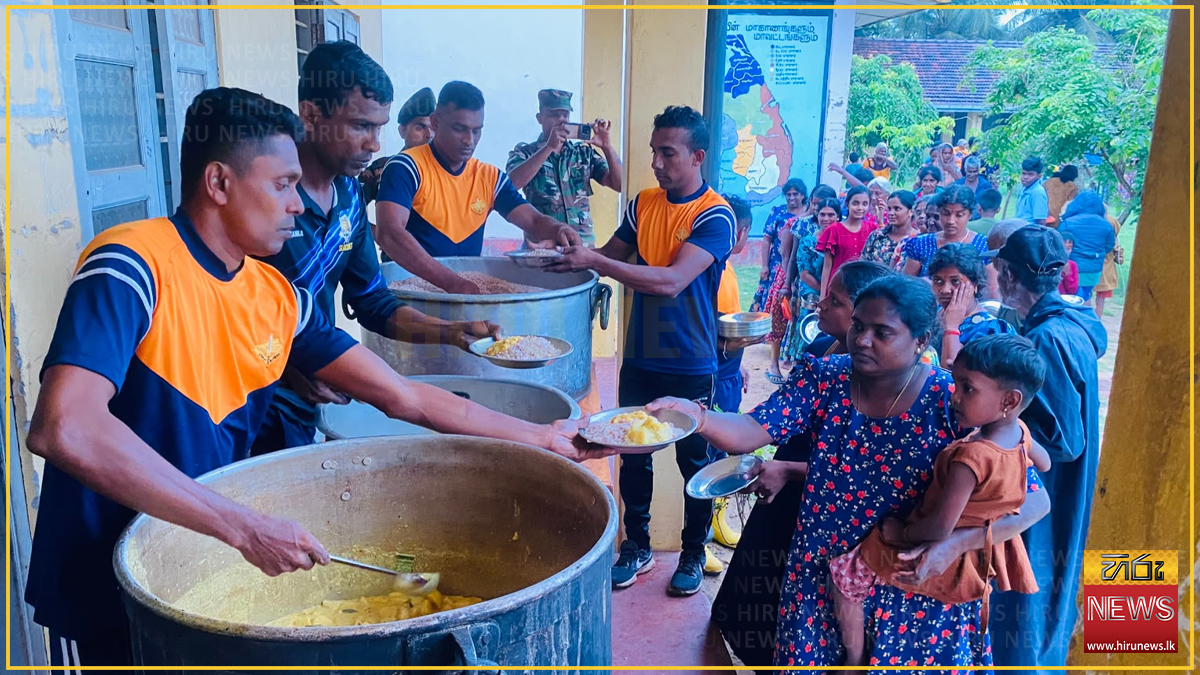 මන්නාරම කූරෙයි ප්‍රදේශයේ ගංවතුරෙන් පීඩාවට පත් පවුල් වෙනුවෙන් යුද හමුදාව පෙරමුණට එයි